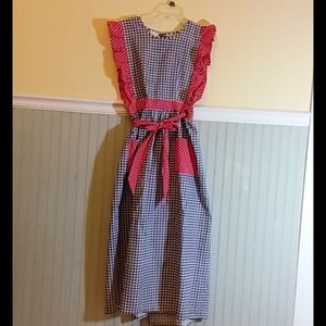 Adorable 70's Design House Pinaforte